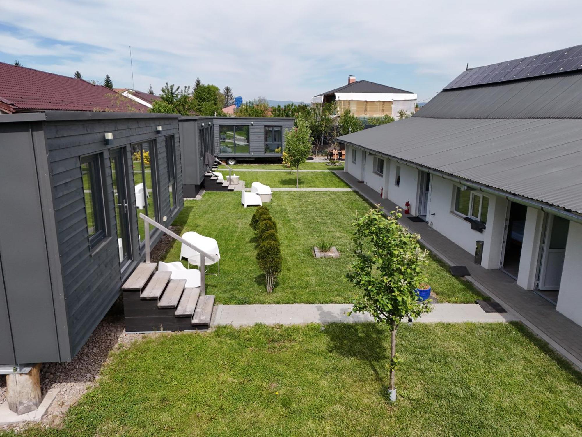 Villa Pixel - Tiny Campus Tîrgu Secuiesc Esterno foto